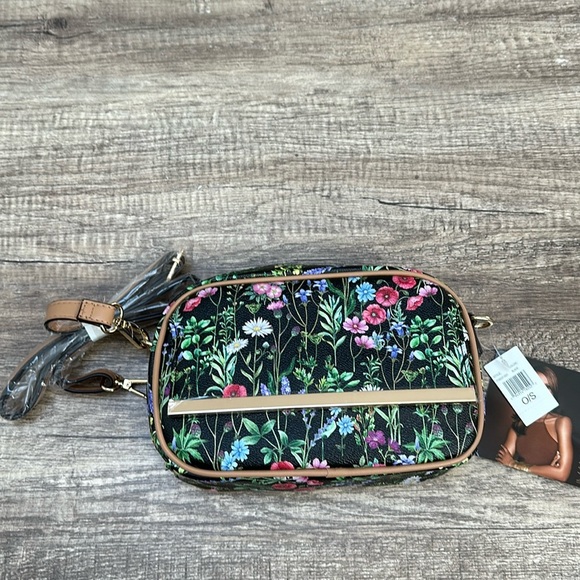 NWT HSN IMAN Global Chic Floral Print Crossbody Bag Black - Picture 2 of 8